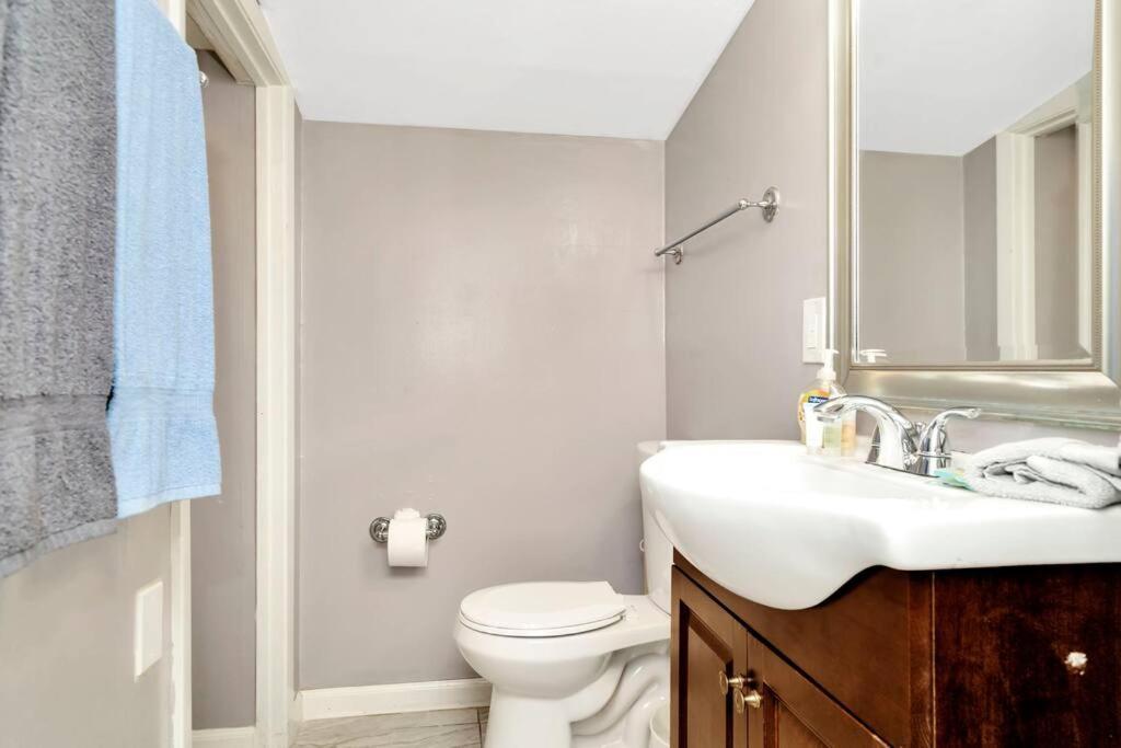 Cozy Bungalow With Patio & Grill, Private And Location Tampa Esterno foto