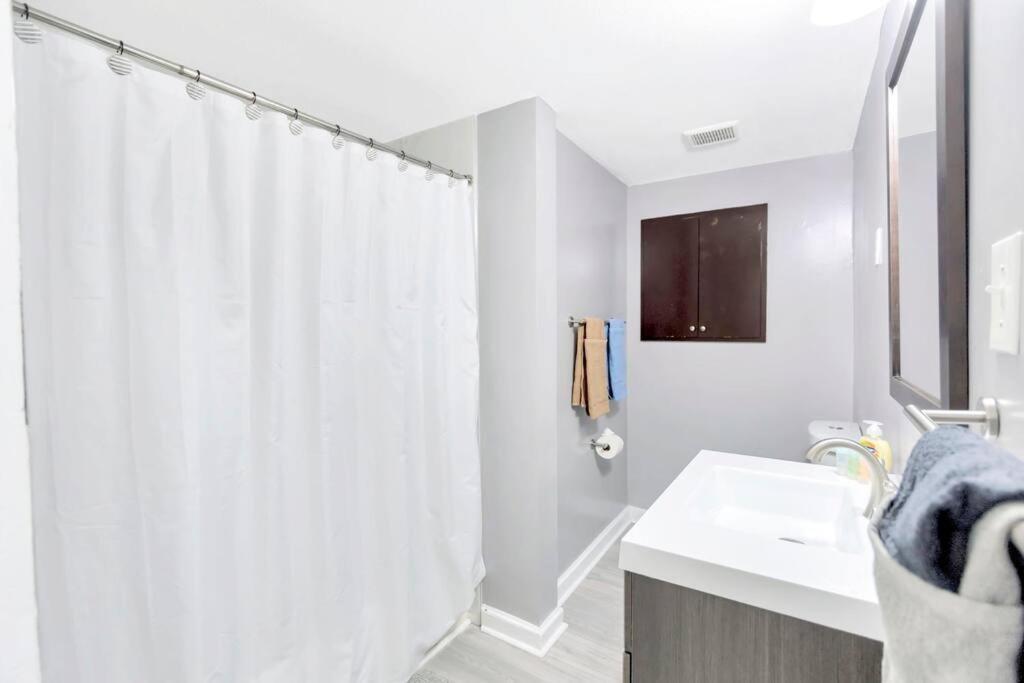 Cozy Bungalow With Patio & Grill, Private And Location Tampa Esterno foto