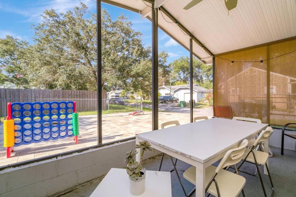Cozy Bungalow With Patio & Grill, Private And Location Tampa Esterno foto