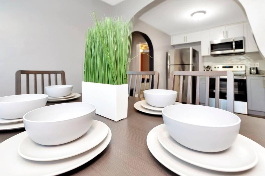 Cozy Bungalow With Patio & Grill, Private And Location Tampa Esterno foto